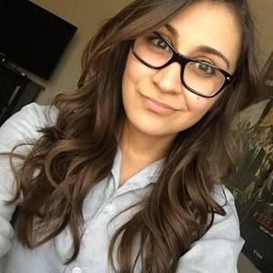 Meet your Posher, Karina